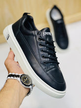 Sports Sneakers - Black/White